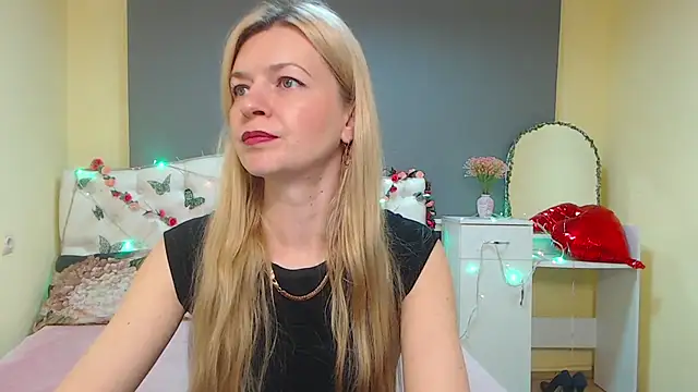 Snapshot of MelissaTyler chatting on 18, 4, 2026 MelissaTyler online show from 18, 4, 2026