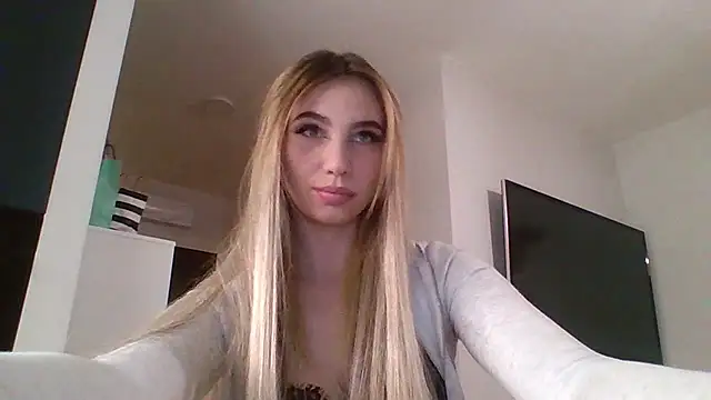 TeenLily online show from 18, 2, 2026