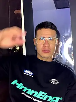 Snapshot of Latin_Paisa_Boy chatting on 11, 1, 2026 Latin Paisa Boy online show from 11, 1, 2026