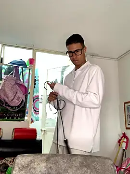 Snapshot of Latin_Paisa_Boy chatting on 12, 1, 2026 Latin Paisa Boy online show from 12, 1, 2026