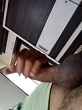 Snapshot of nivasnivi798 chatting on 22, 12, 2025 nivasnivi798 online show from 22, 12, 2025