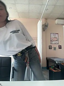 Snapshot of Chiipp69 chatting on 23, 2, 2026 Chiipp69 online show from 23, 2, 2026