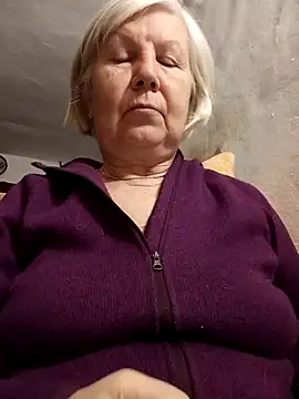 KlaudiaDarling online show from 5, 2, 2026