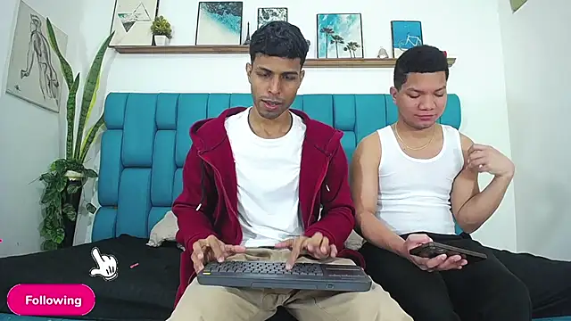 Interracial Snow Bunny online show from 17, 5, 2026