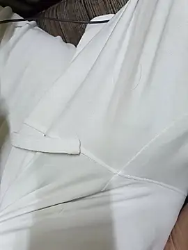 Fuckboyhassan online show from 4, 2, 2026