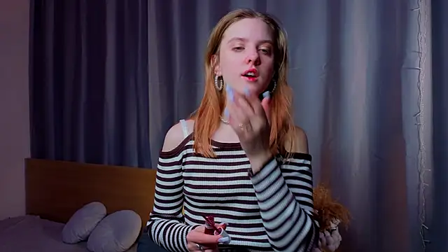 RennaHettes online show from 12, 3, 2026