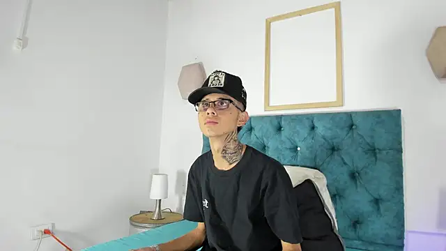 asher lux online show from 18, 7, 2026