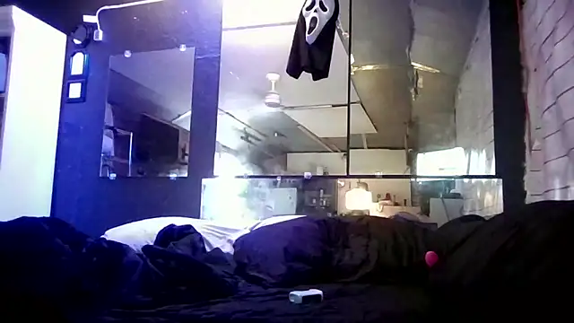 Snapshot of Bigbrowneyes25 chatting on 1, 3, 2026 Bigbrowneyes25 online show from 1, 3, 2026