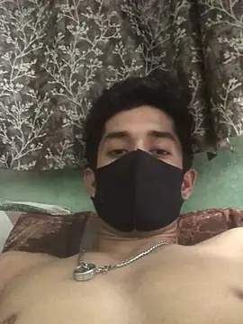 karan72819 online show from 27, 3, 2026