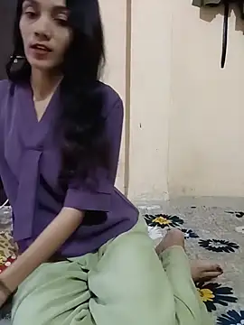Honey lily-93 online show from 29, 6, 2026