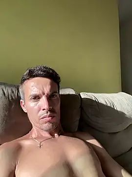 Snapshot of Naldopaugrand chatting on 13, 2, 2026 Naldopaugrand online show from 13, 2, 2026