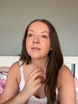 Snapshot of Nova-Vixen chatting on 28, 2, 2026 Nova-Vixen online show from 28, 2, 2026