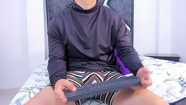 Liam saint online show from 14, 2, 2026