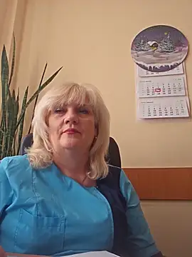 AliceStar333 online show from 3, 2, 2026