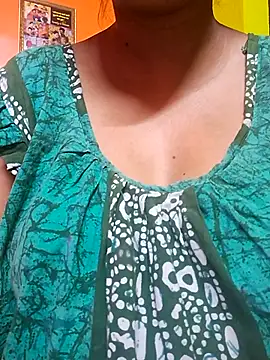 Snapshot of Romance_Aliya chatting on 13, 3, 2026 Romance Aliya online show from 13, 3, 2026