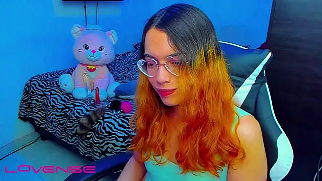lillykittyyy online show from 23, 4, 2026