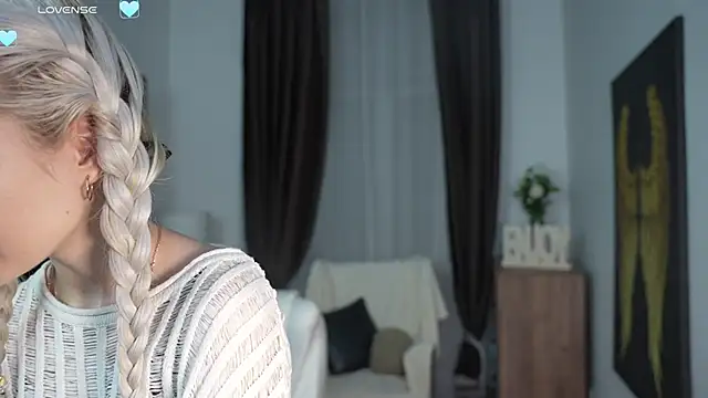 KristalCrowner online show from 19, 3, 2026