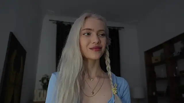 KristalCrowner online show from 1, 4, 2026