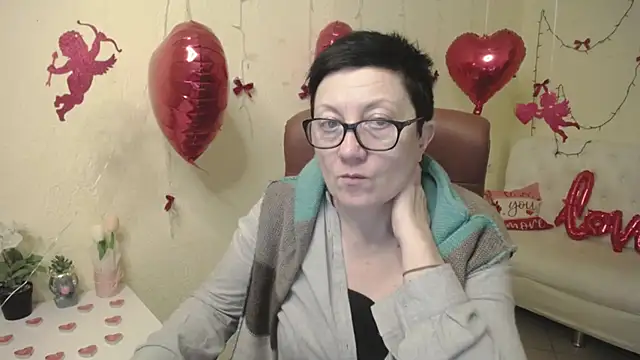 EmilyL0ve online show from 3, 2, 2026