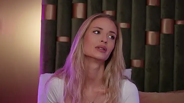 AmeliaAngel online show from 25, 9, 2025