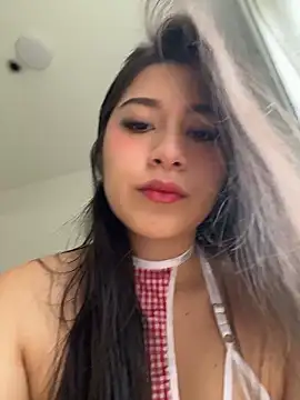 Valen Martiinez online show from 12, 1, 2026