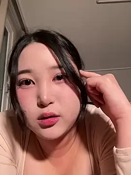 Snapshot of Ssun0612 chatting on 9, 1, 2026 Ssun0612 online show from 9, 1, 2026