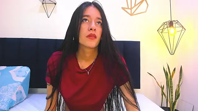 mayaevansmg online show from 12, 7, 2026