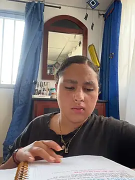 Selene Voon online show from 20, 4, 2026