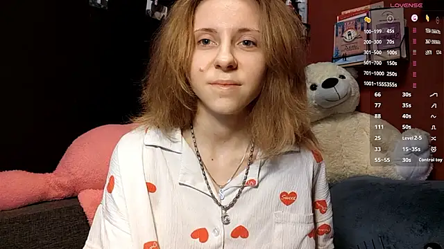 Snapshot of TiaraHenegan chatting on 3, 2, 2026 TiaraHenegan online show from 3, 2, 2026