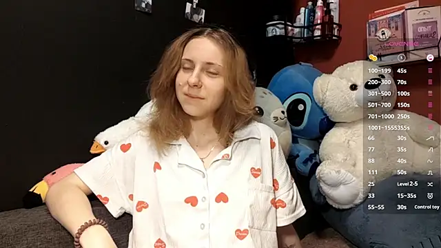 Snapshot of TiaraHenegan chatting on 7, 2, 2026 TiaraHenegan online show from 7, 2, 2026