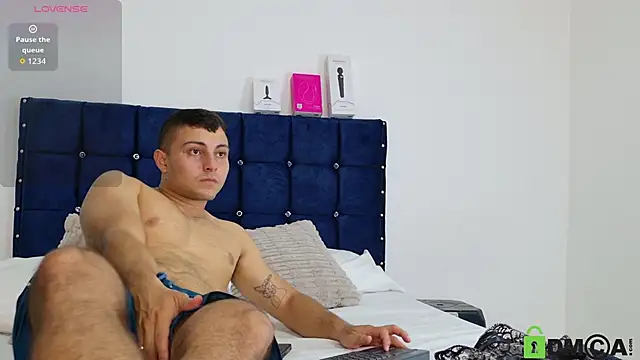 Snapshot of sweet_posionx chatting on 18, 2, 2026 sweet posionx online show from 18, 2, 2026