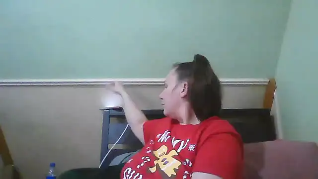 Snapshot of DallaStone chatting on 28, 12, 2024 DallaStone online show from 28, 12, 2024