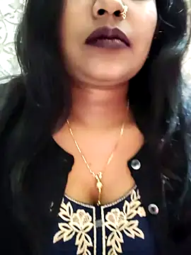 Snapshot of SA-K-SHI chatting on 4, 2, 2026 SA-K-SHI online show from 4, 2, 2026