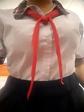 Snapshot of lina_loveee chatting on 17, 5, 2026 lina loveee online show from 17, 5, 2026