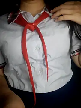 Snapshot of lina_loveee chatting on 23, 6, 2026 lina loveee online show from 23, 6, 2026