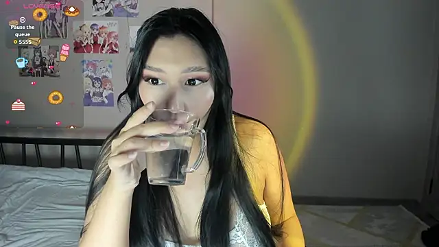 yunami  chan online show from 1, 2, 2026