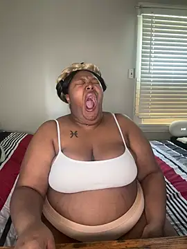 Chocolatebunnyxx96 online show from 2, 4, 2026