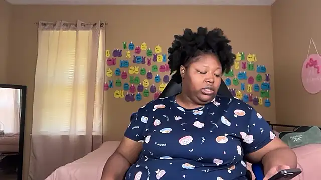 Snapshot of Chocolatebunnyxx96 chatting on 19, 6, 2026 Chocolatebunnyxx96 online show from 19, 6, 2026