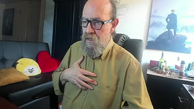 Uncle Hottie online show from 2, 6, 2026