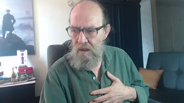 Snapshot of Uncle_Hottie chatting on 11, 7, 2026 Uncle Hottie online show from 11, 7, 2026