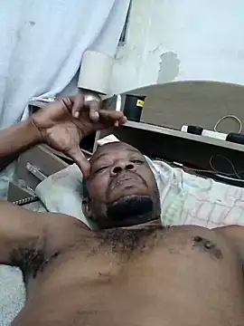 Negaomalinha1 online show from 17, 2, 2026