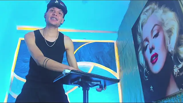 Lucas hot 20 online show from 6, 2, 2026