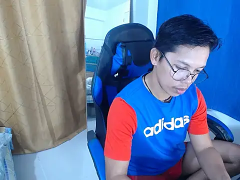 holly oreo online show from 27, 6, 2026