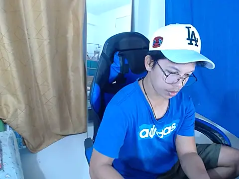 holly oreo online show from 10, 7, 2026