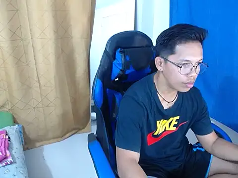 holly oreo online show from 20, 7, 2026