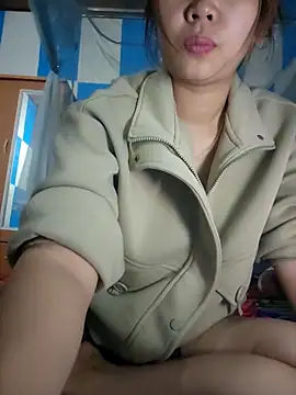 Snapshot of Comebaby-077 chatting on 1, 2, 2026 Comebaby-077 online show from 1, 2, 2026