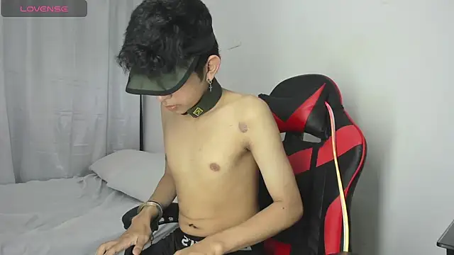 julian xx online show from 27, 3, 2026