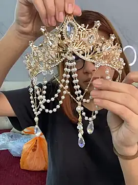 CrystalFairy007 online show from 18, 4, 2026