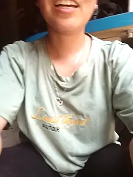 vesla-2k online show from 7, 4, 2026