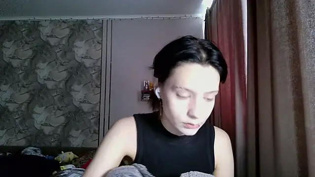 Snapshot of LxayBloom chatting on 16, 2, 2026 LxayBloom online show from 16, 2, 2026